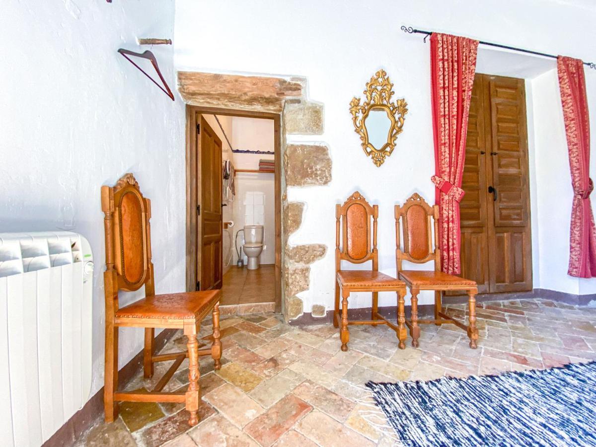 Casa Rural Sant Petrus De Madrona Pinell de Solsones エクステリア 写真