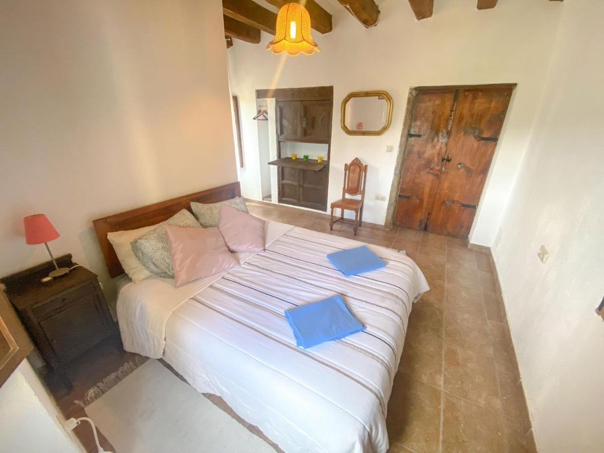 Casa Rural Sant Petrus De Madrona Pinell de Solsones エクステリア 写真