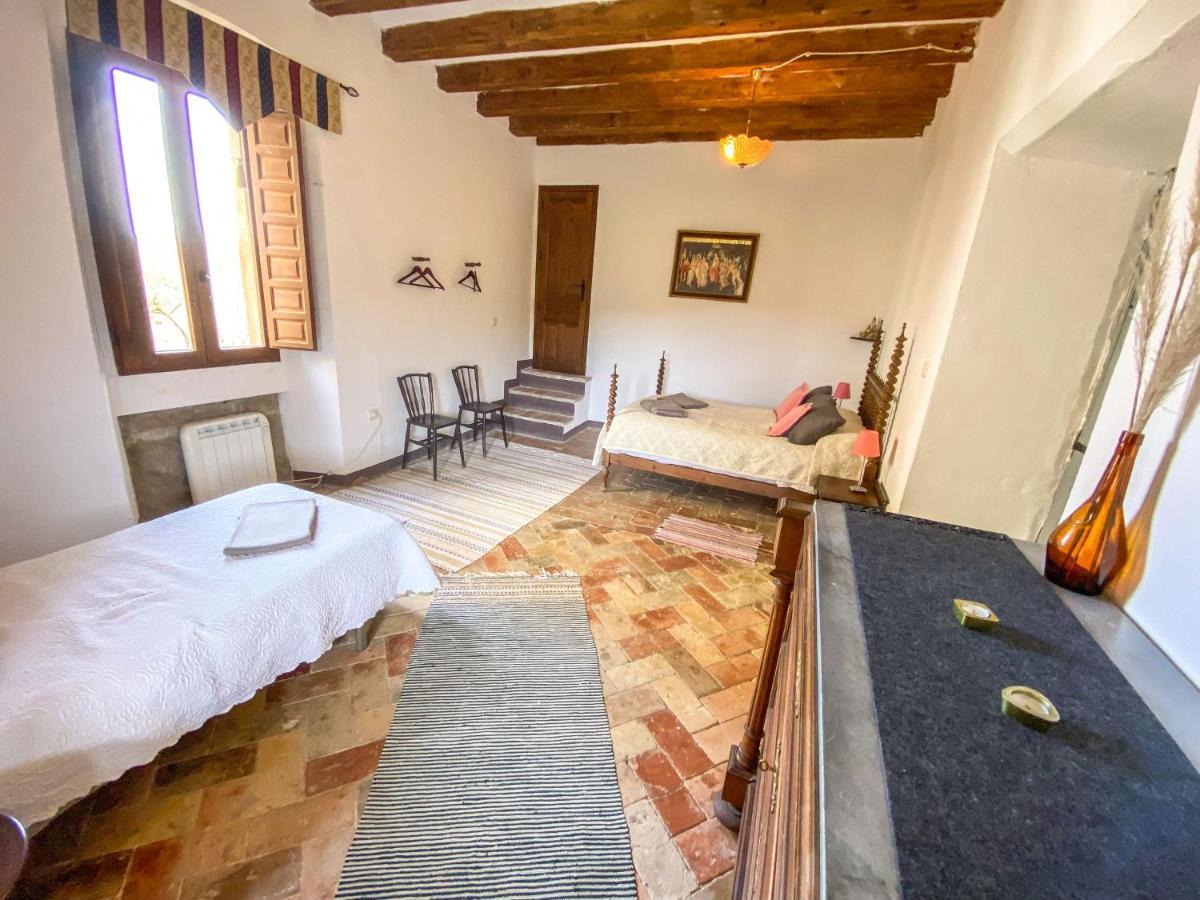 Casa Rural Sant Petrus De Madrona Pinell de Solsones エクステリア 写真