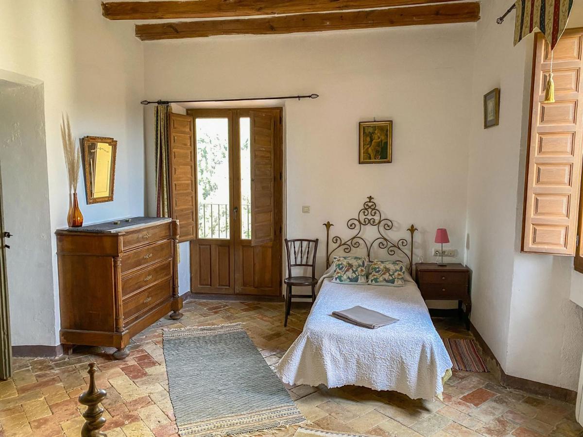Casa Rural Sant Petrus De Madrona Pinell de Solsones エクステリア 写真