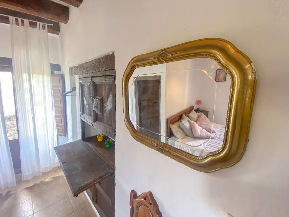 Casa Rural Sant Petrus De Madrona Pinell de Solsones エクステリア 写真